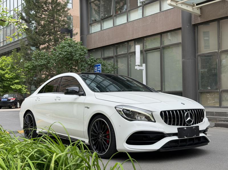 Mercedes-Benz CLA AMG - фото 2