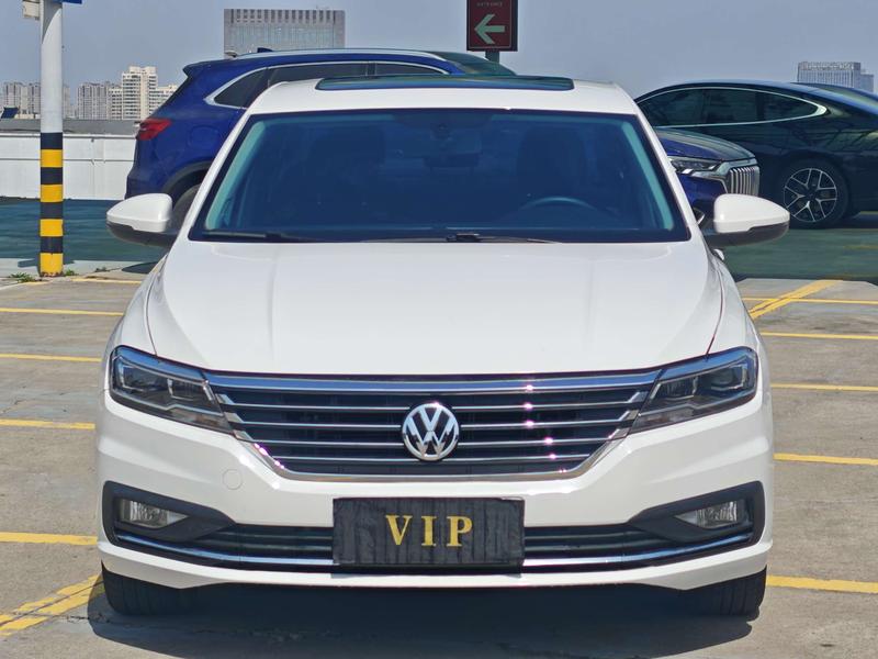 Volkswagen Lavida - фото 1
