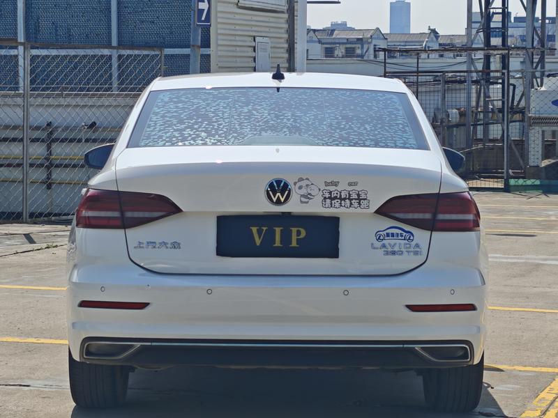 Volkswagen Lavida - фото 4