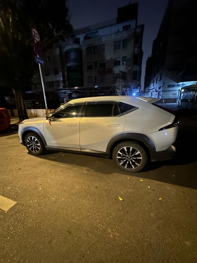 GAC Trumpchi Empow X - фото 1