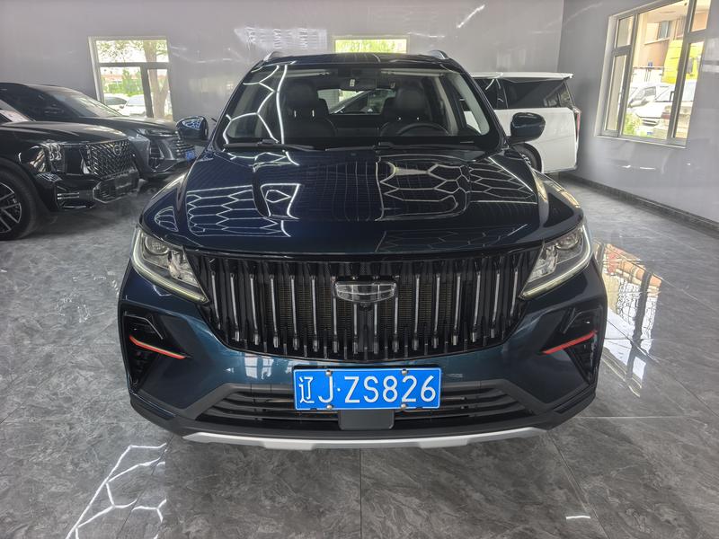 Geely X6 - фото 1