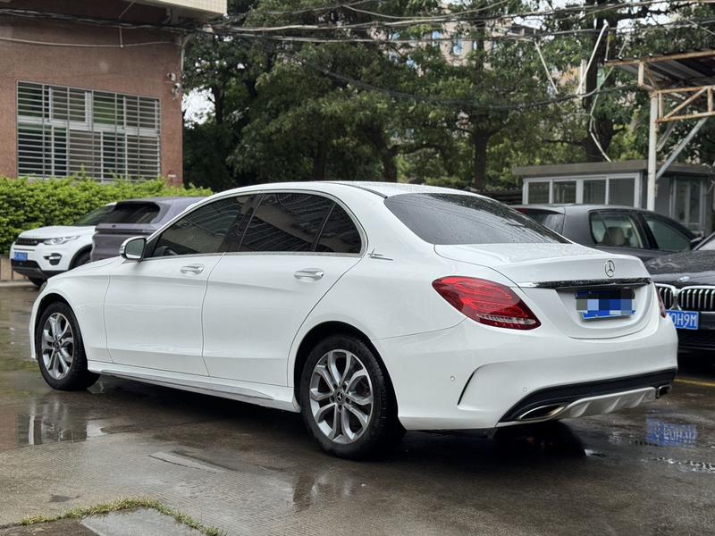 Mercedes-Benz Mercedes C-Class - фото 2