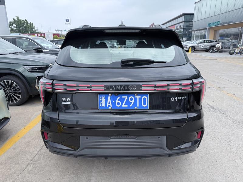 Lynk & Co 01 - фото 2