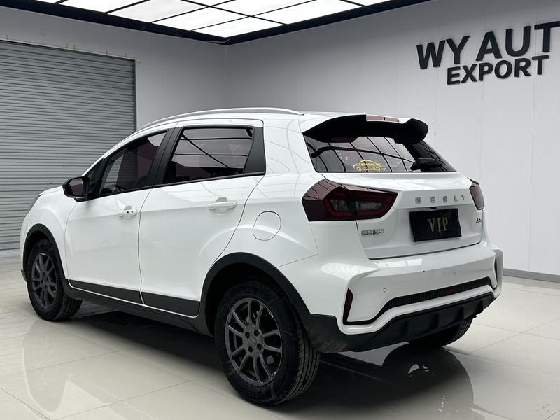 Geely X3 - фото 3