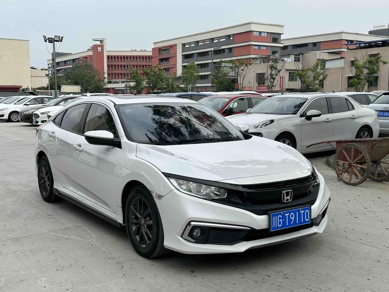 Honda Civic - фото 2