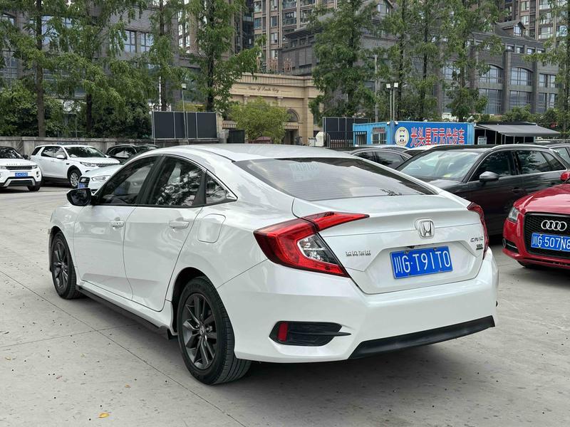 Honda Civic - фото 3