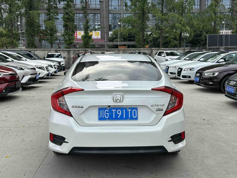 Honda Civic - фото 4