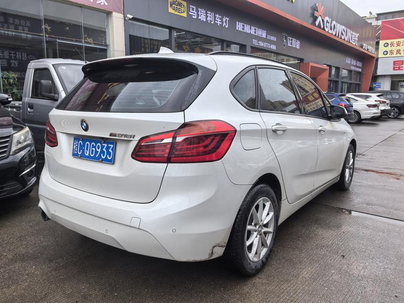 BMW 2 - фото 3