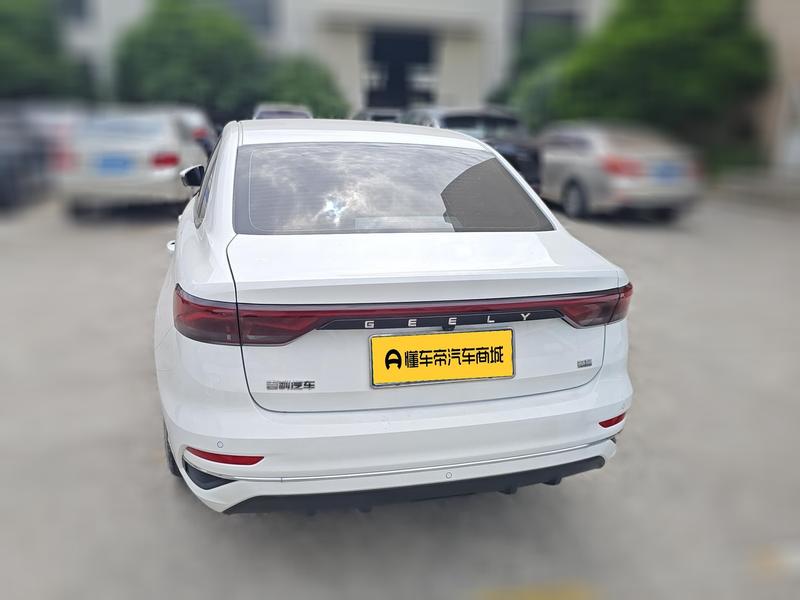 Geely Emgrand - фото 4