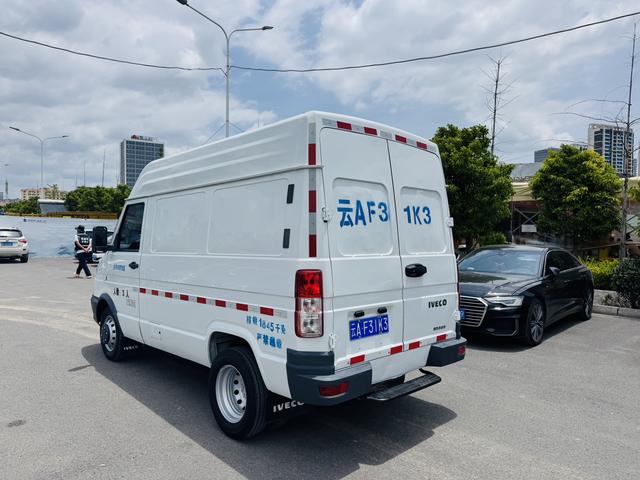 Iveco Daily - фото 4