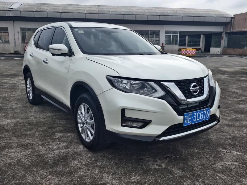 Nissan X-Trail - фото 2