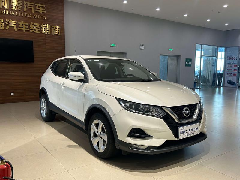 Nissan Qashqai - фото 2