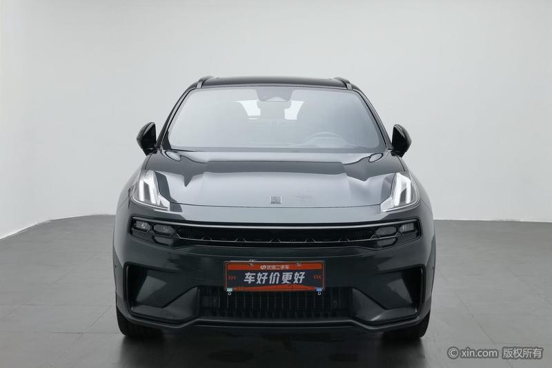Lynk & Co 06 - фото 1