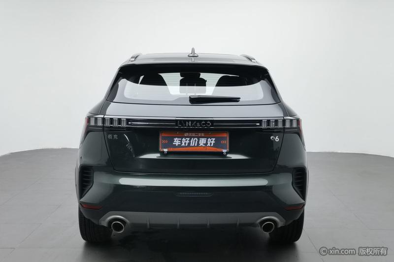Lynk & Co 06 - фото 2