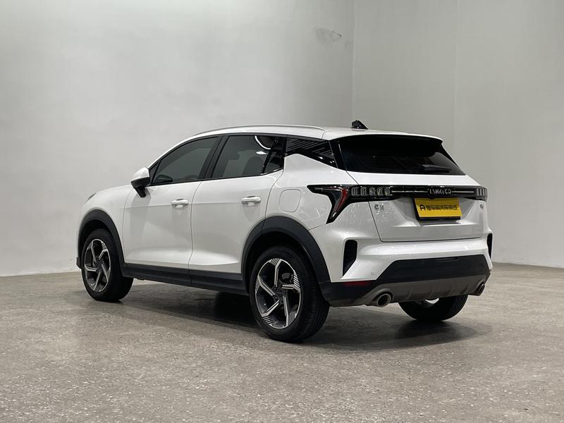 Lynk & Co 06 - фото 4