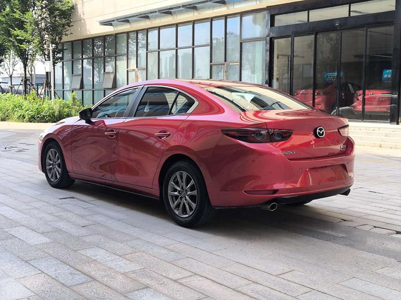 Mazda Mazda3 - фото 3