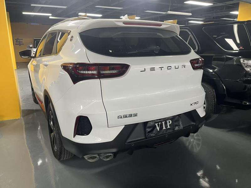 Jetour X70 - фото 3