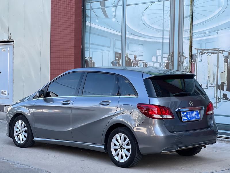 Mercedes-Benz B - фото 4