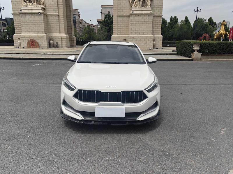 Kia K3 - фото 1
