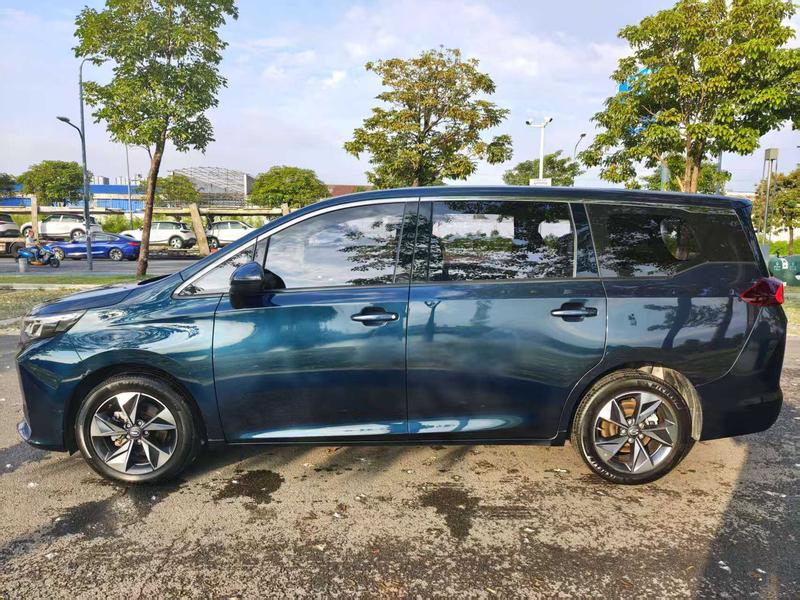 GAC Trumpchi M6 - фото 3