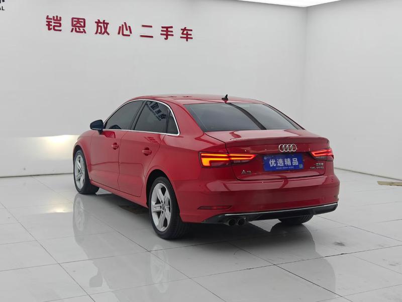 Audi A3 - фото 3