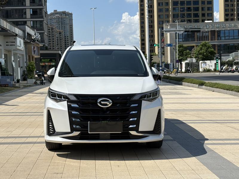 GAC Trumpchi M6 - фото 1
