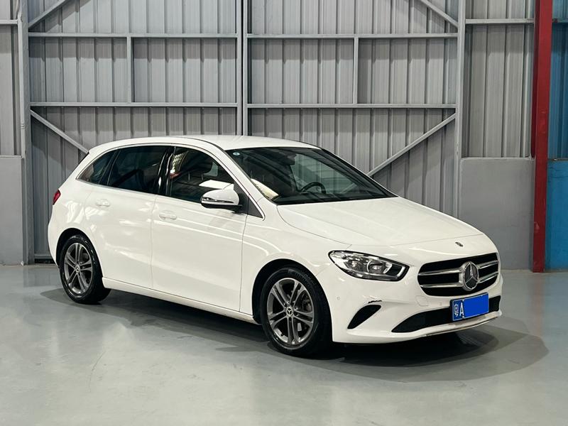 Mercedes-Benz B - фото 2