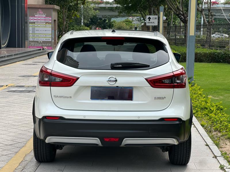 Nissan Qashqai - фото 3