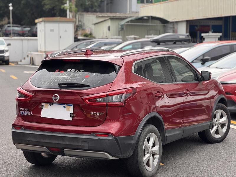 Nissan Qashqai - фото 2
