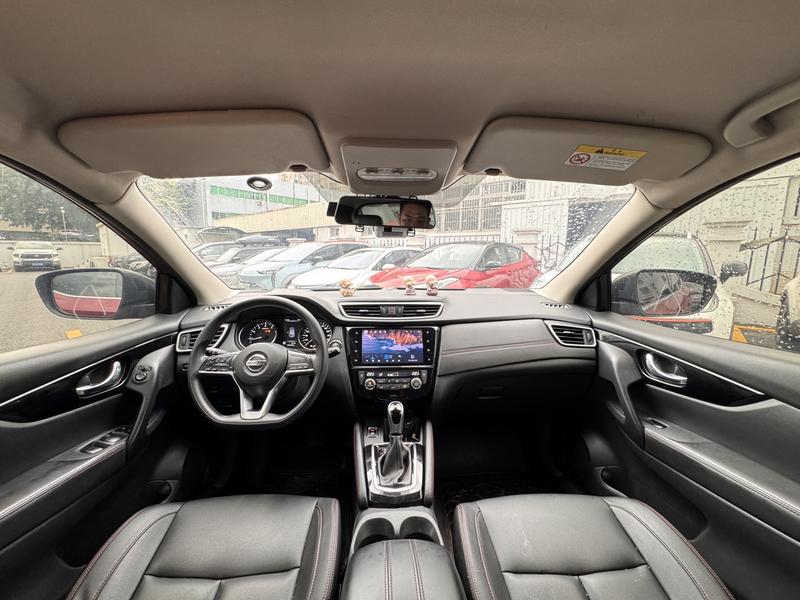 Nissan Qashqai - фото 4