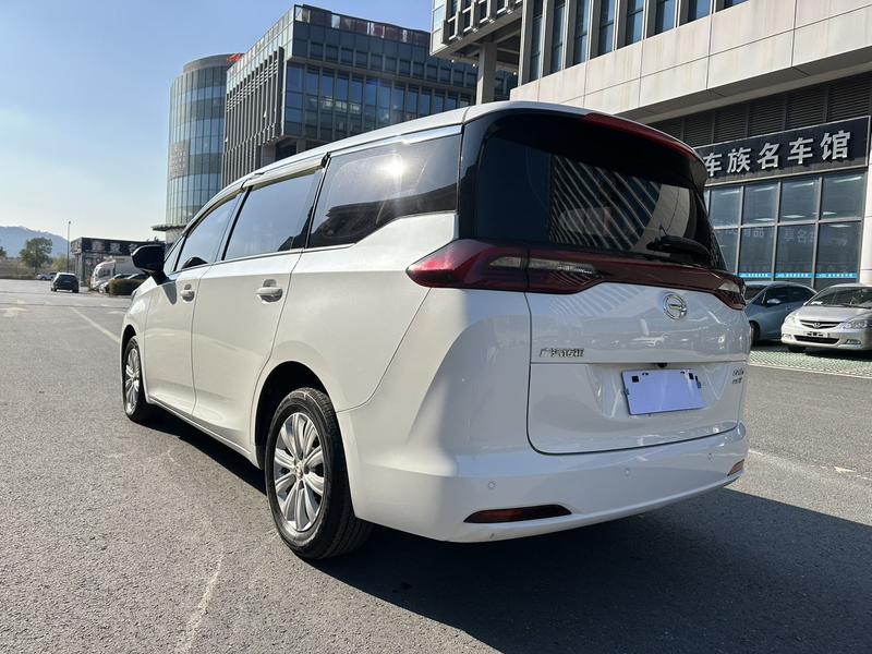 GAC Trumpchi M6 - фото 3