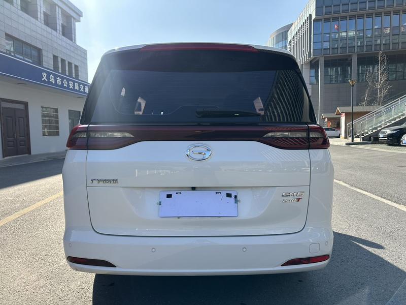 GAC Trumpchi M6 - фото 4