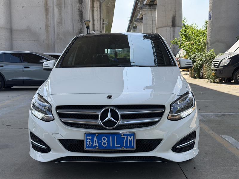 Mercedes-Benz B - фото 1