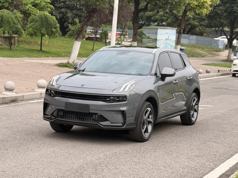 Lynk & Co 06 - фото 0