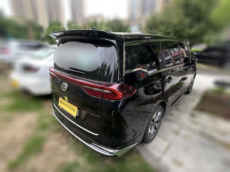 GAC Trumpchi M6 - фото 3