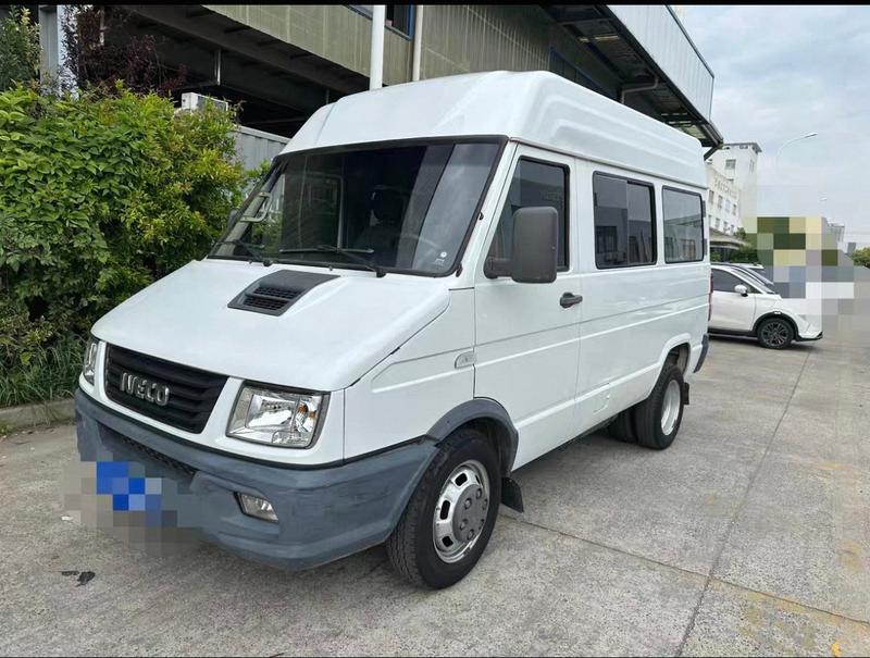 Iveco Daily - фото 0