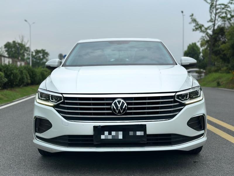 Volkswagen Lavida - фото 1