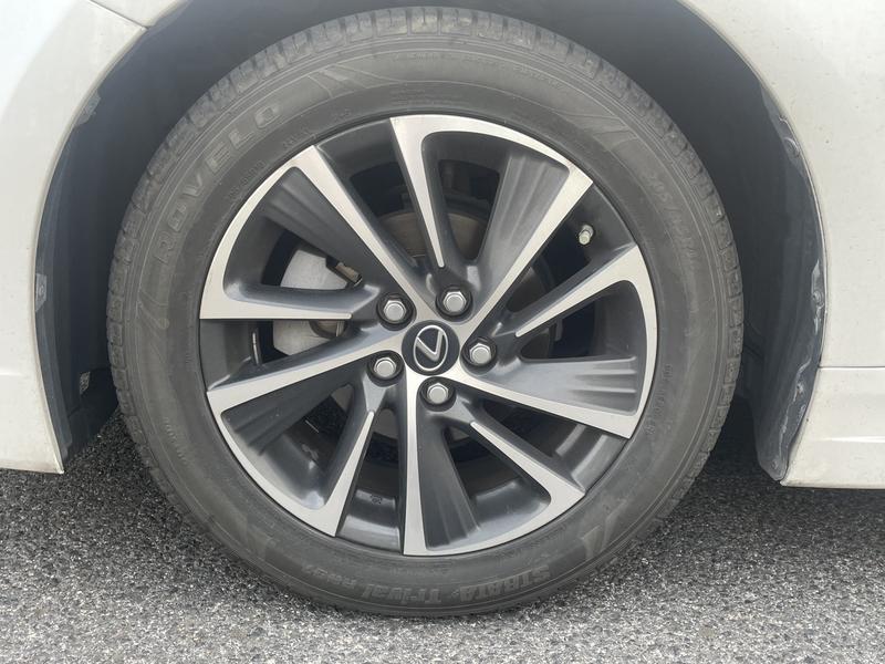 Lexus CT - фото 4