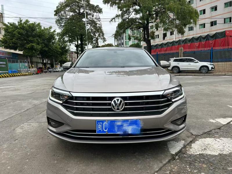 Volkswagen Sagitar - фото 1