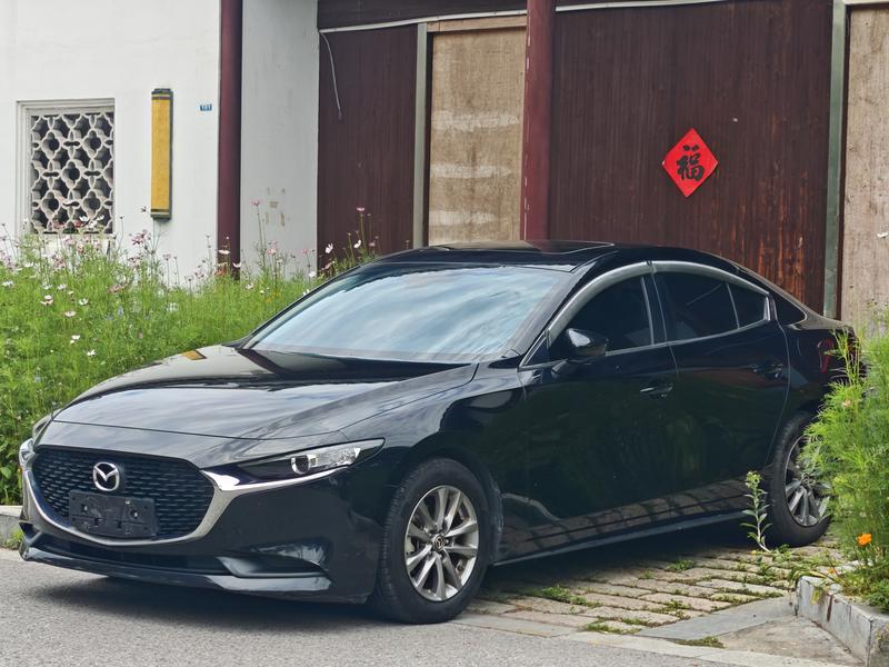 Mazda Mazda3 - фото 0
