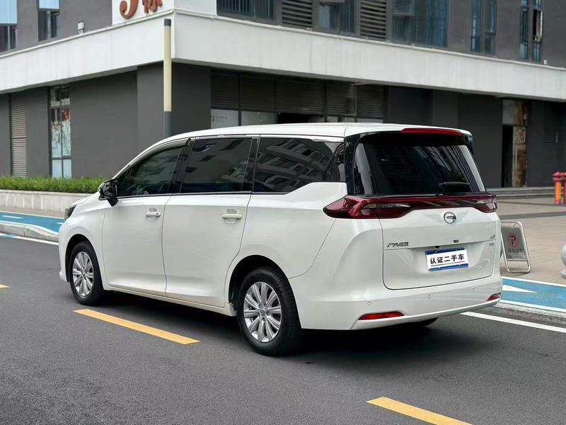 GAC Trumpchi M6 - фото 2
