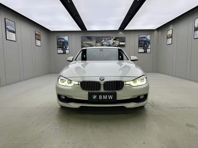 BMW 3 Series - фото 1