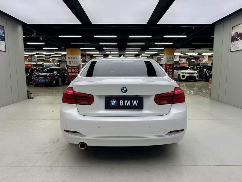 BMW 3 Series - фото 4