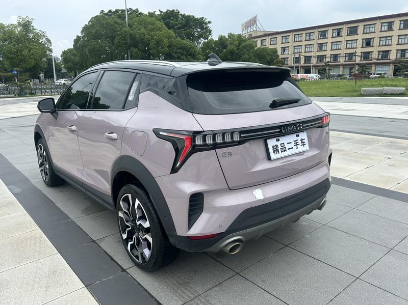 Lynk & Co 06 - фото 3