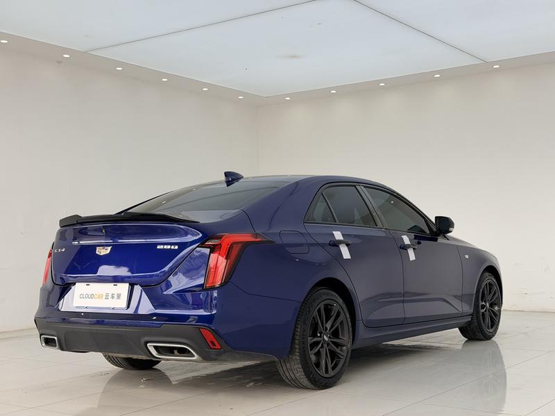 Cadillac CT4 - фото 4