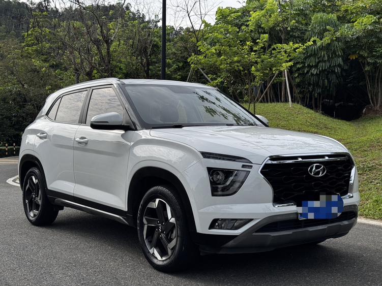 Hyundai ix25 - фото 2