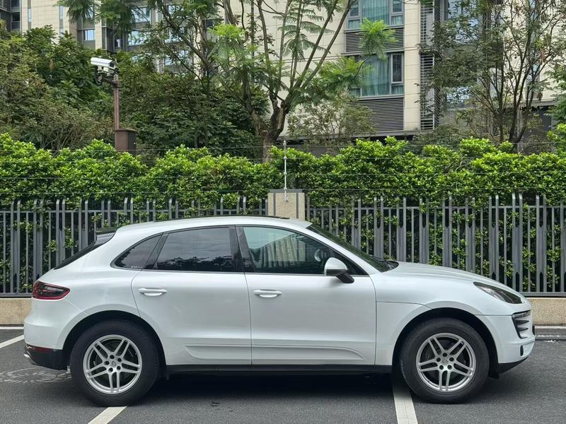 Porsche Macan - фото 4