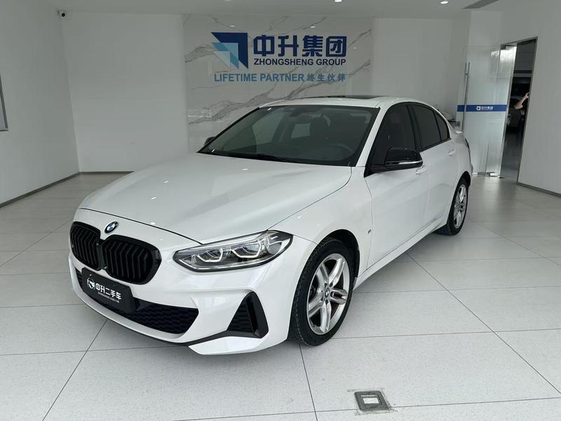 BMW 1 Series - фото 0
