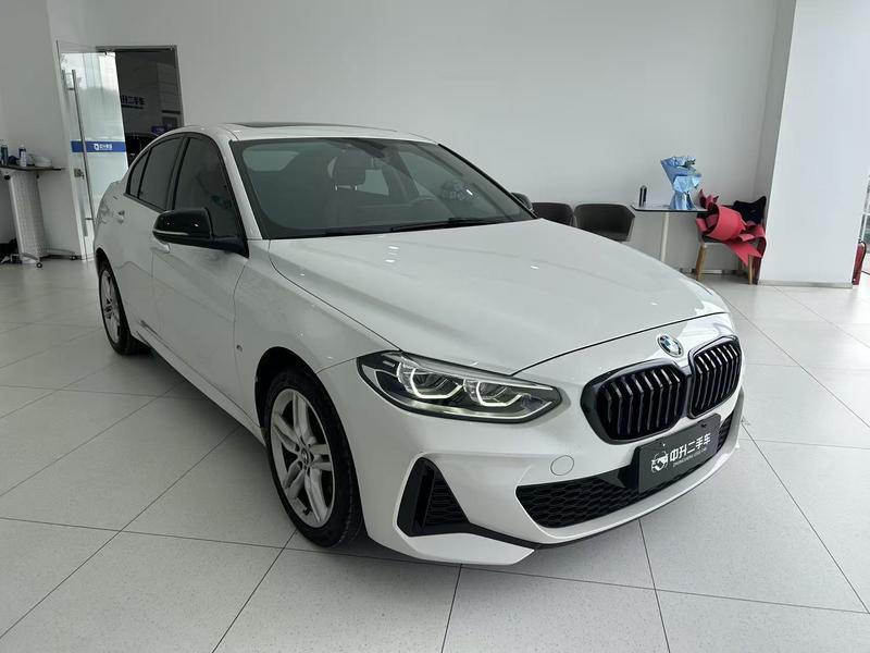 BMW 1 Series - фото 2