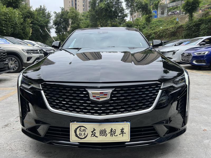 Cadillac CT4 - фото 1